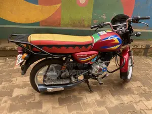 Bajaj CT 125X 2024 Red