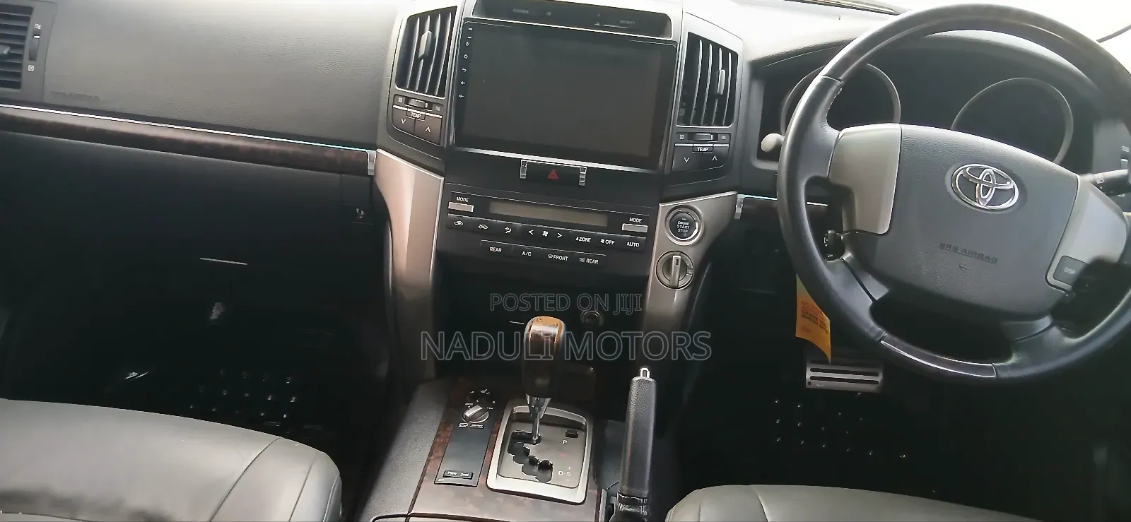 Toyota Land Cruiser 4.5 V8 GXR 2010 White