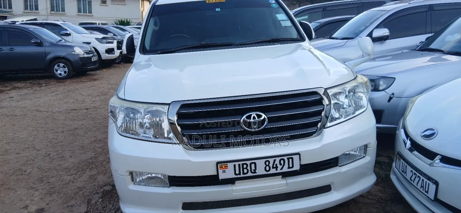 Toyota Land Cruiser 4.5 V8 GXR 2010 White