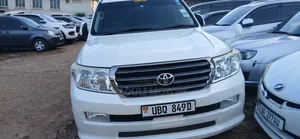 Toyota Land Cruiser 4.5 V8 GXR 2010 White