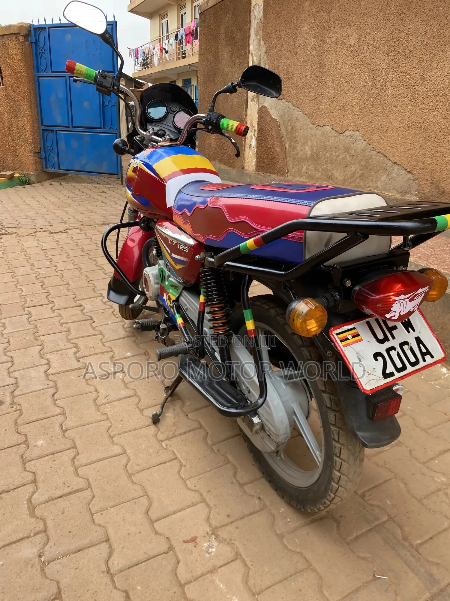 Bajaj CT 125X 2023 Red