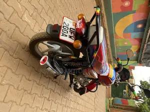 Bajaj CT 125X 2023 Red