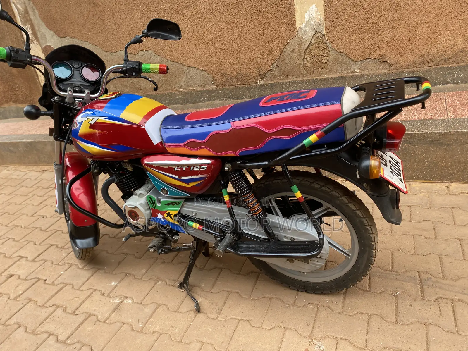 Bajaj CT 125X 2023 Red