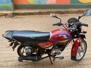 Bajaj CT 125X 2023 Red