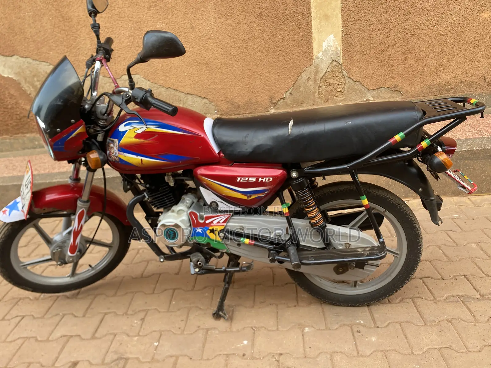 Bajaj CT 125X 2023 Red