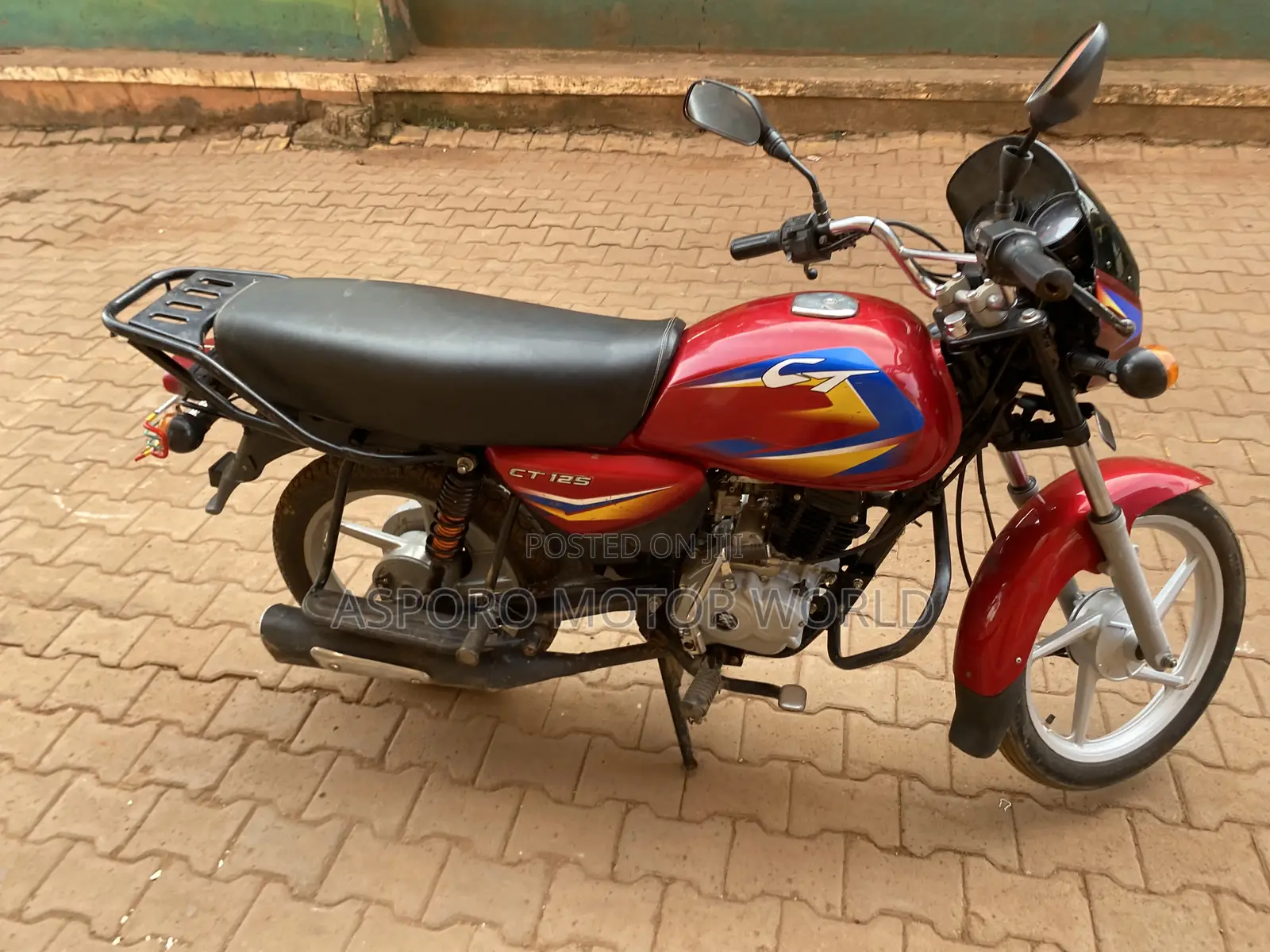 Bajaj CT 125X 2023 Red