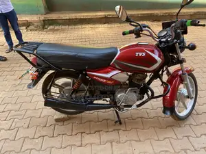 TVS HLX 125 2021 Red