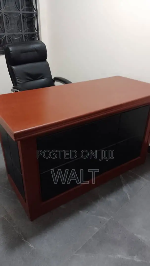 Furnished 9bdrm House in Mbalwa, Central Division for rent