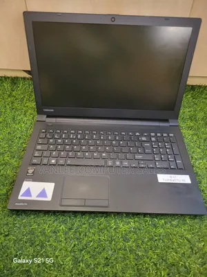 Laptop Toshiba Satellite Pro L550 4GB Intel Core I5 SSD 256GB