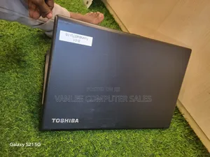 Laptop Toshiba Satellite Pro L550 4GB Intel Core I5 SSD 256GB