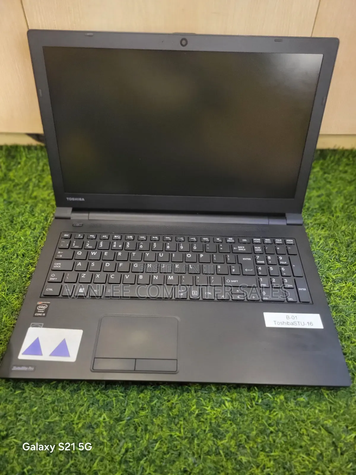 Laptop Toshiba Satellite Pro L550 4GB Intel Core I5 SSD 256GB