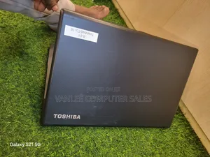 Laptop Toshiba Satellite Pro L550 4GB Intel Core I5 SSD 256GB