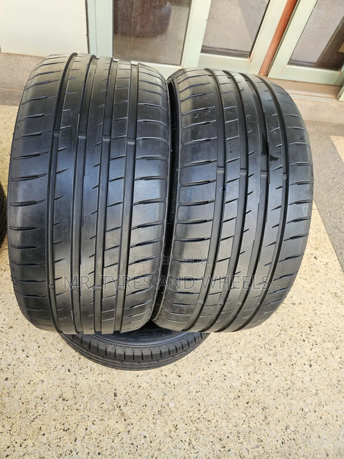 255 40 R18 Sport Macro Tires Ma349 Milever Just Contact Us We Deliver