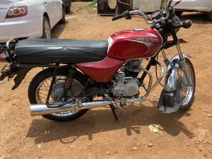 Bajaj Boxer 100 2021 Red