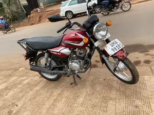 TVS HLX 125 2025 Red