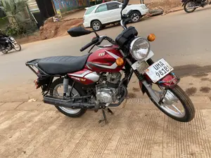 TVS HLX 125 2025 Red