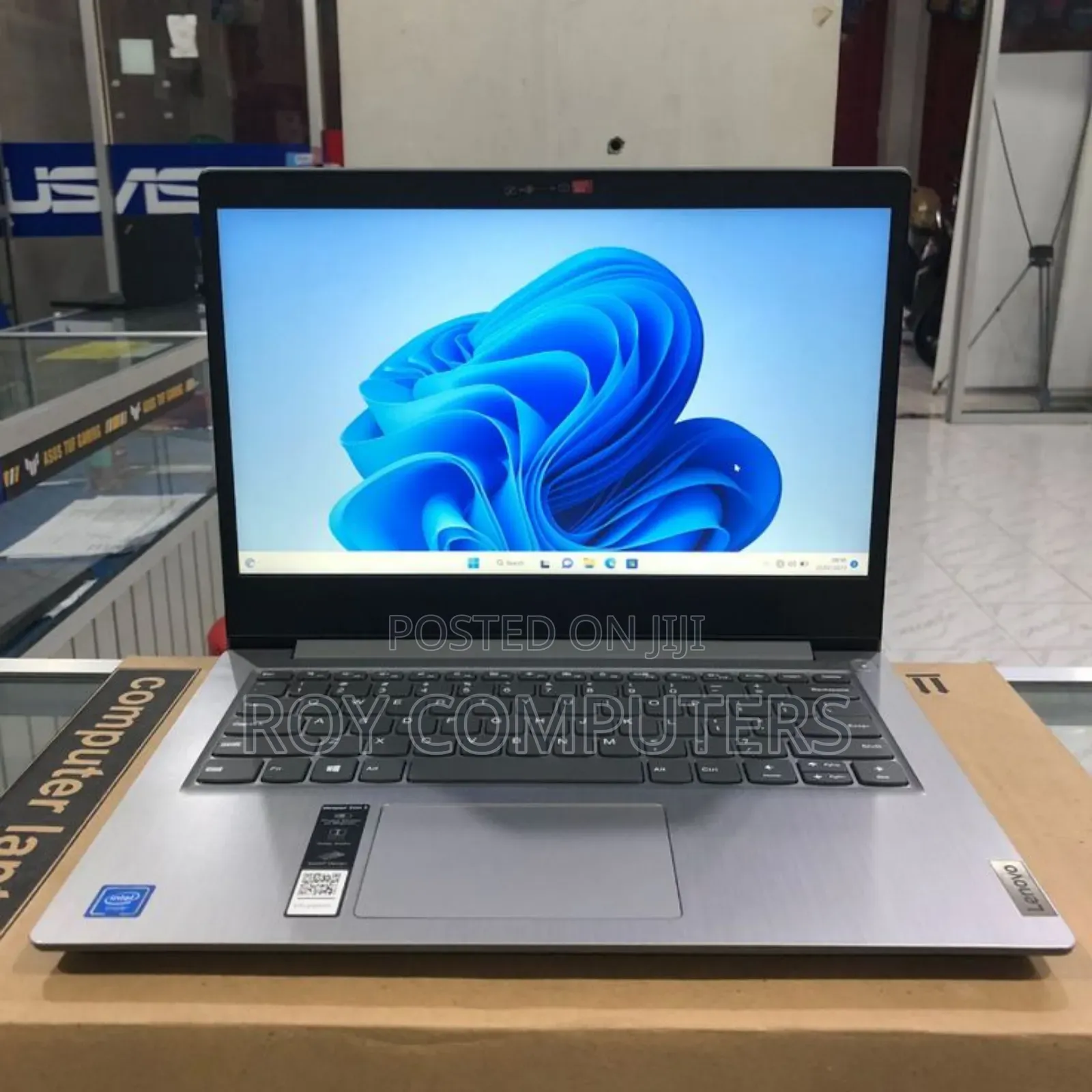 New Laptop Lenovo Thinkbook 14 8GB Intel Core I5 SSD 256GB