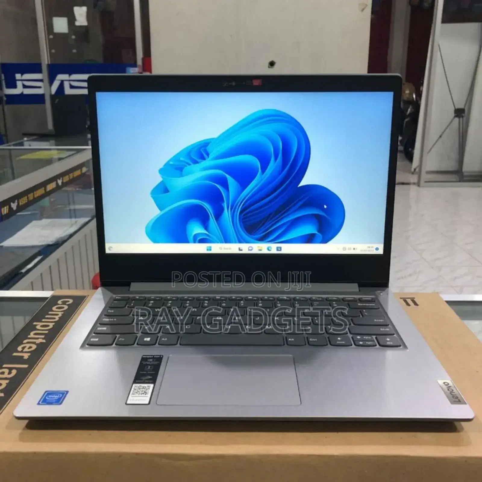 New Laptop Lenovo Thinkbook 14 8GB Intel Core I5 SSD 256GB