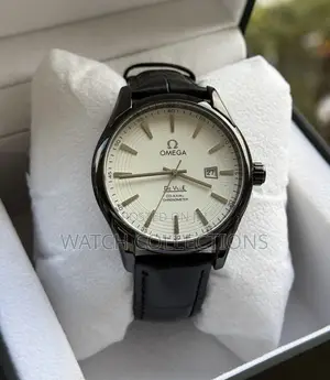 Chronometer Omega Leather Strap Watch