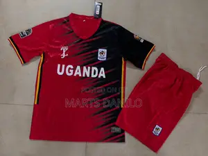 Fans Version Uganda Cranes