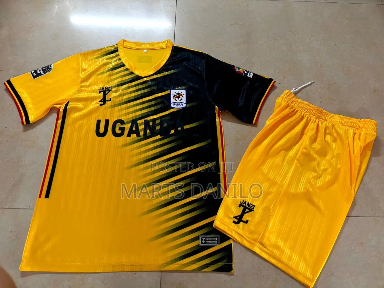 Fans Version Uganda Cranes