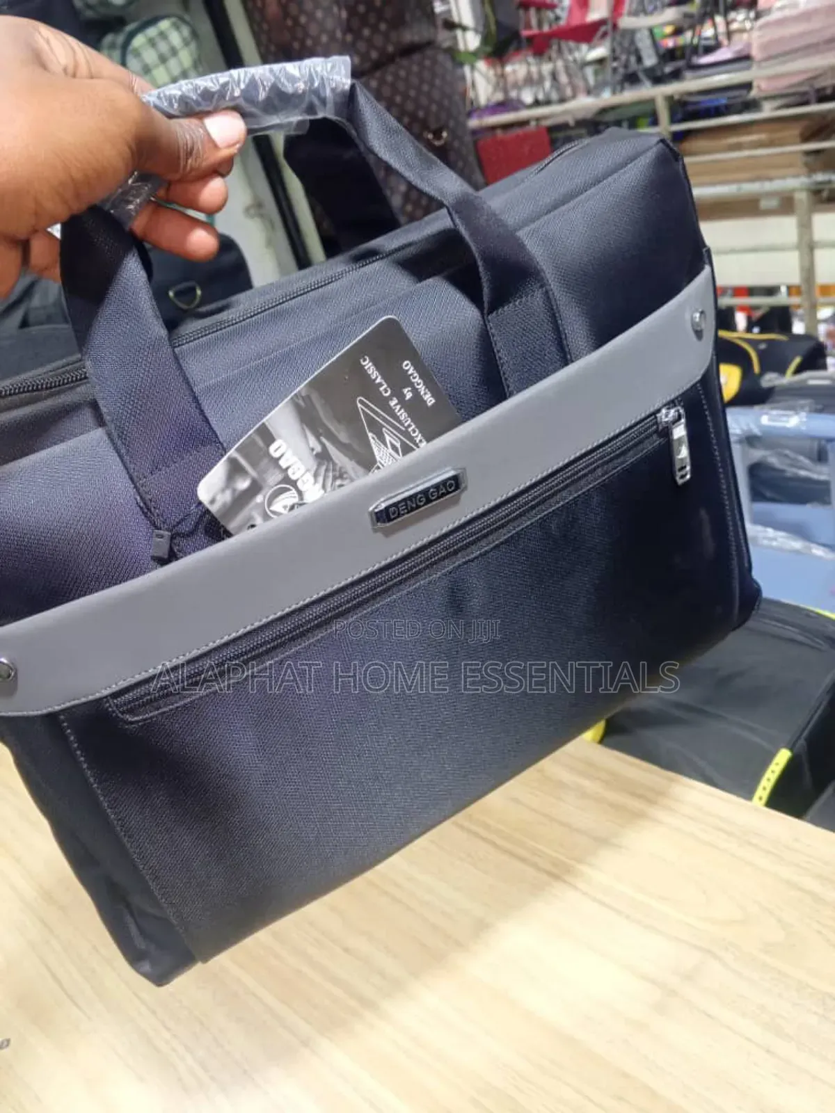 Deng Gao Laptop/ Business Brief B