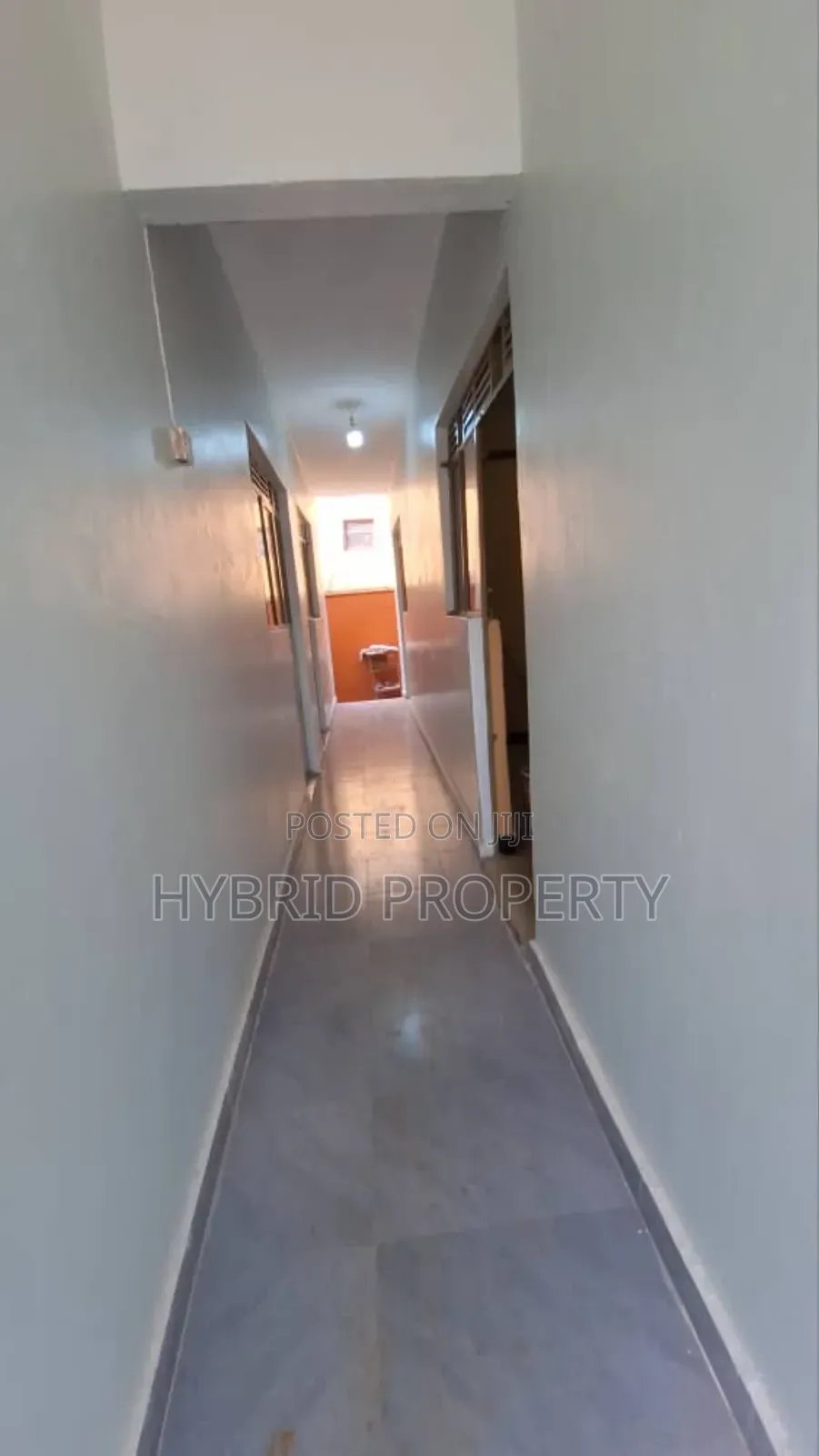 6bdrm Apartment in Nansana Along Hoima for sale