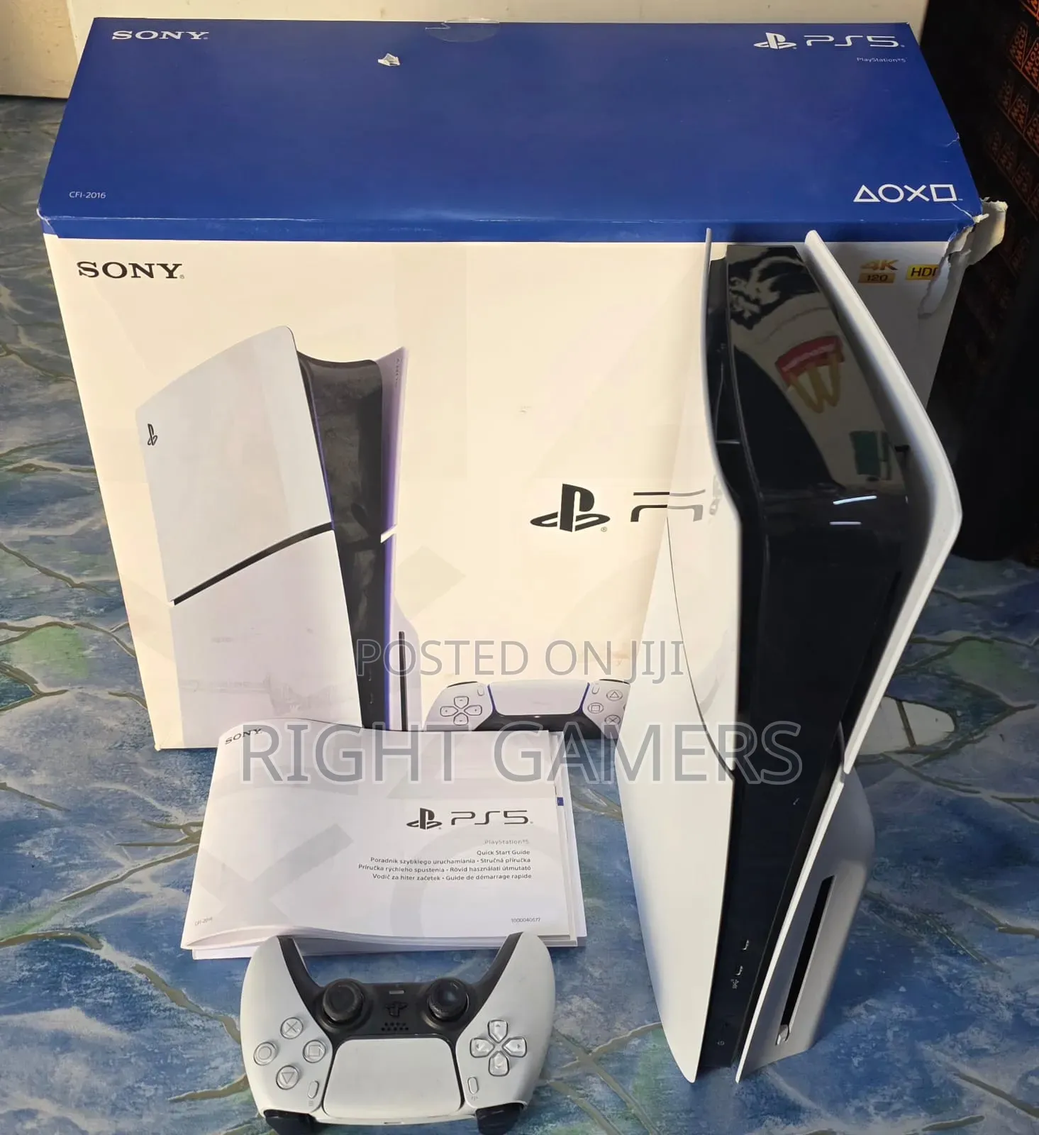 Play Station 4 Disc Version (Slim)