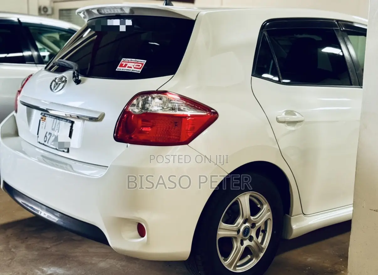 Toyota Auris 2012 White