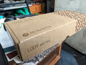 Mikrotik L009uigs-2haxd-in Router Switch