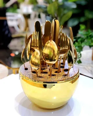 24-piece Gold Cutlery Set With Oval Shaped Stand