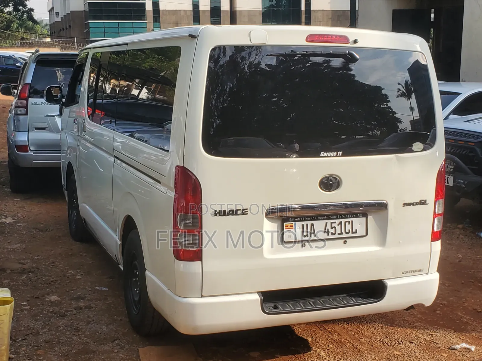 Toyota HiAce 2012 White