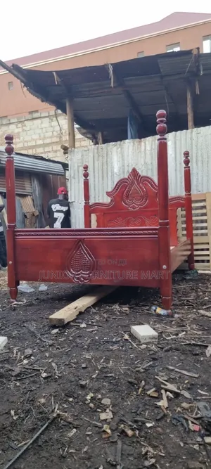 Long Pole Hardwood Bed