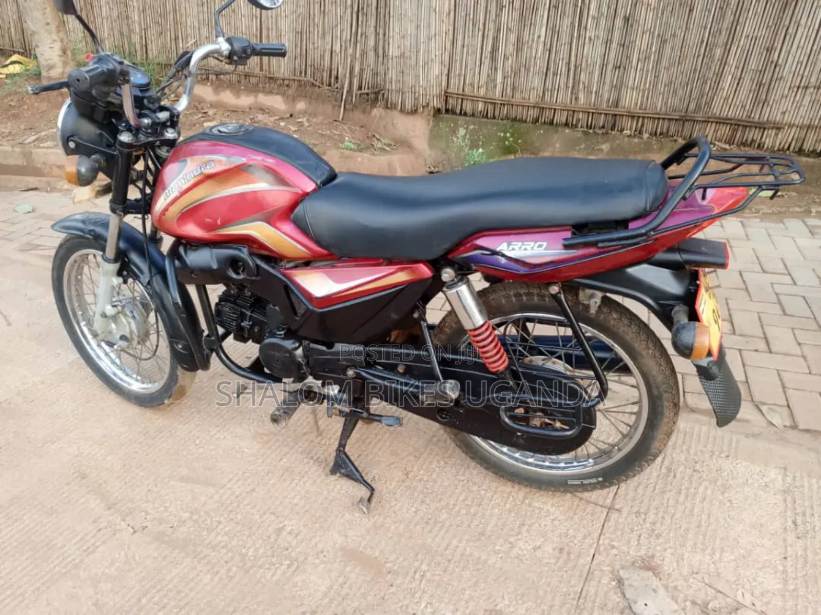 Mahindra Centuro 2019 Red