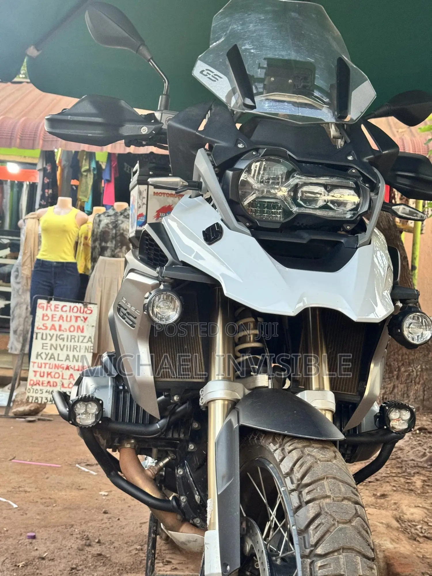 BMW R1250GS 2023 White