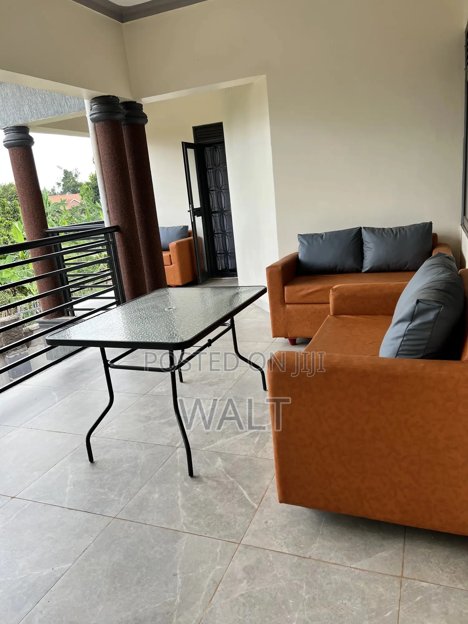 Furnished 9bdrm House in Mbalwa, Central Division for rent