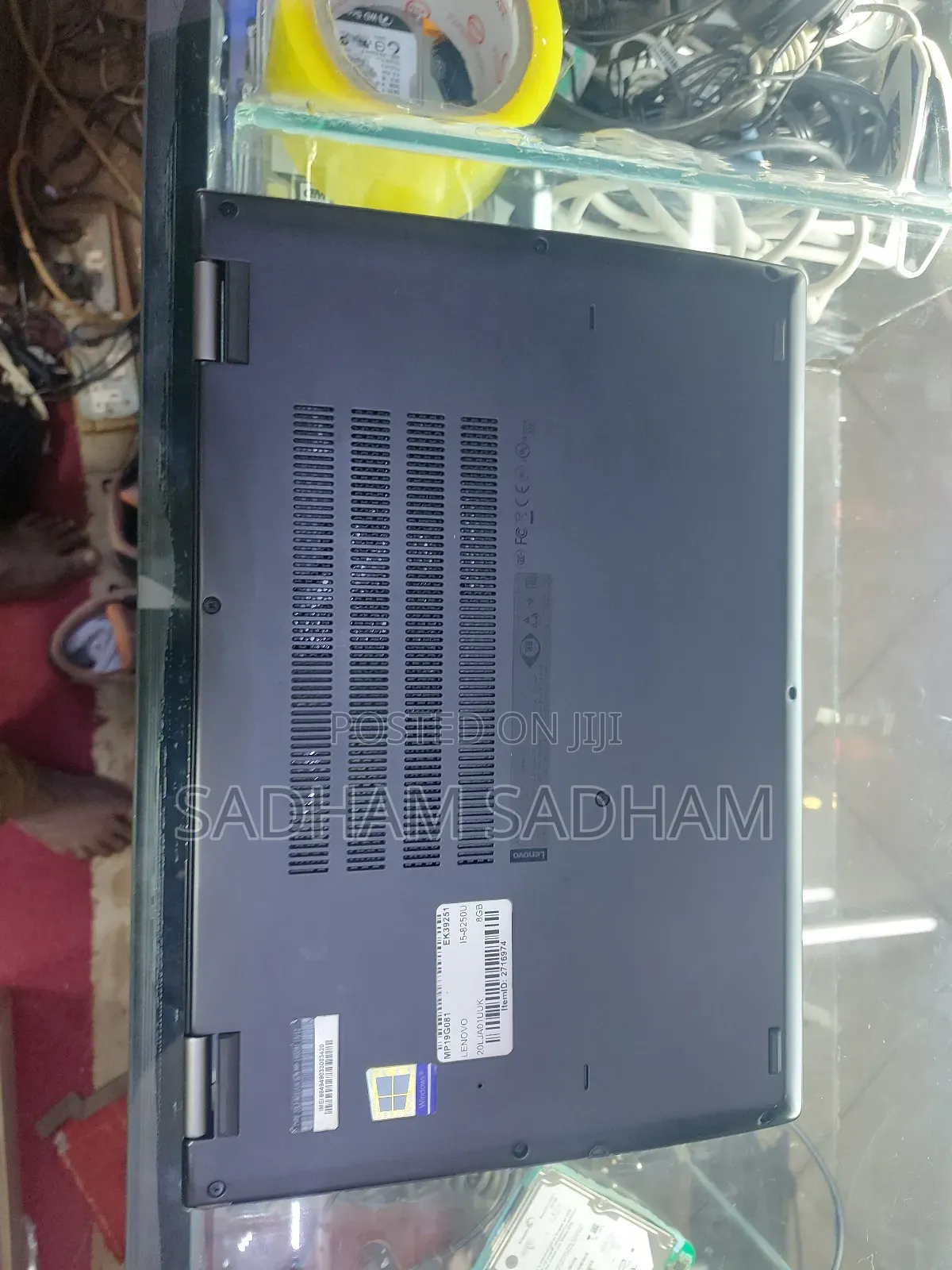 Laptop Lenovo ThinkPad X380 Yoga 8GB Intel Core I5 SSHD (Hybrid) 256GB