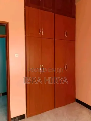 2bdrm Shared Apartment in Central Division for rent
