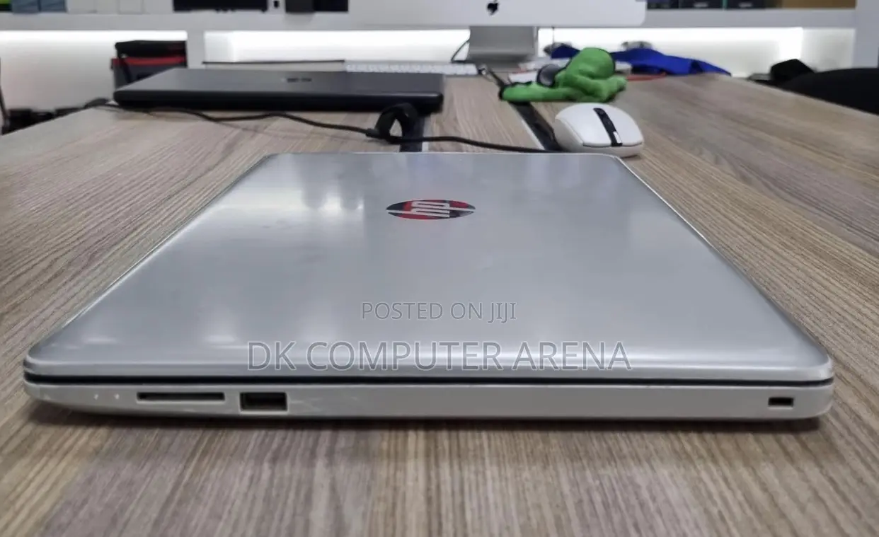 Laptop HP 15-F272wm 4GB Intel Core I3 HDD 320GB