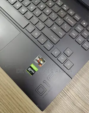 Laptop HP Omen 15 16GB AMD Ryzen 7 SSD 512GB