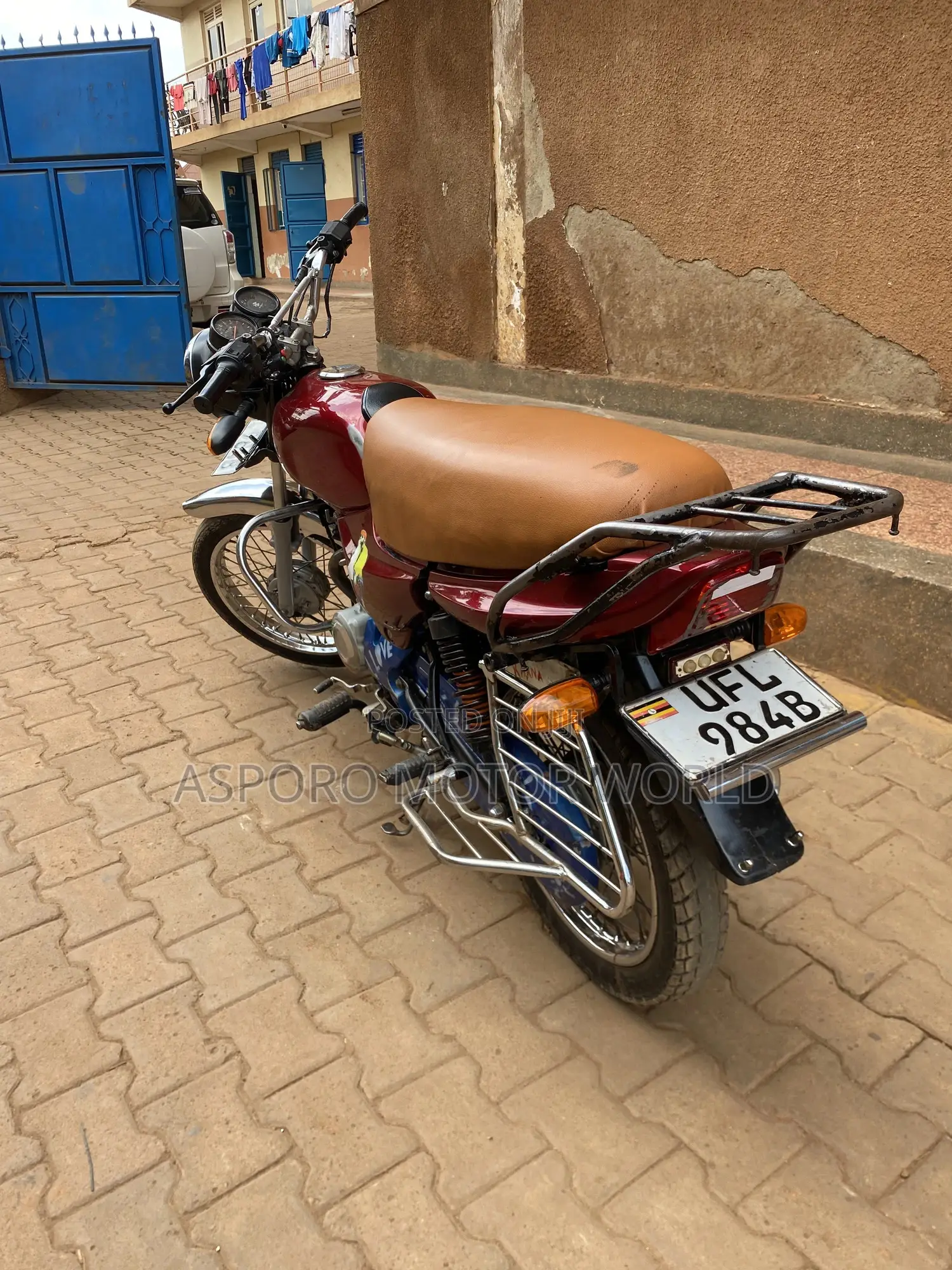 Bajaj CT 125X 2023 Red