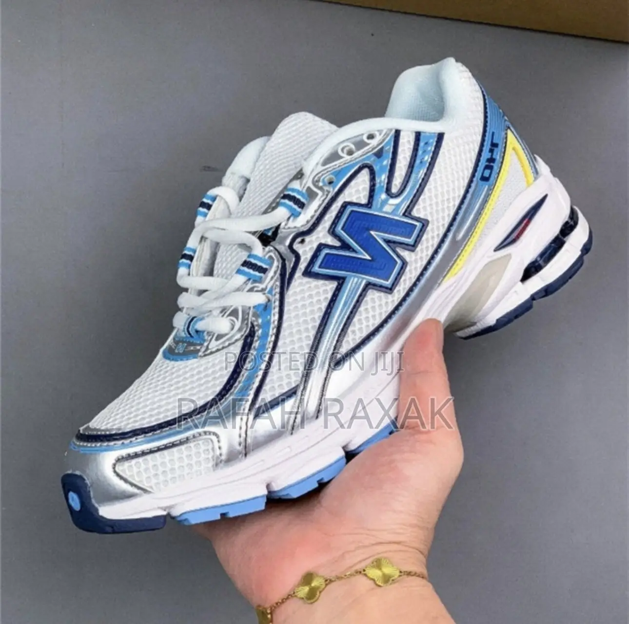 Original Unisex White/Blue New Balance 740 Sneakers