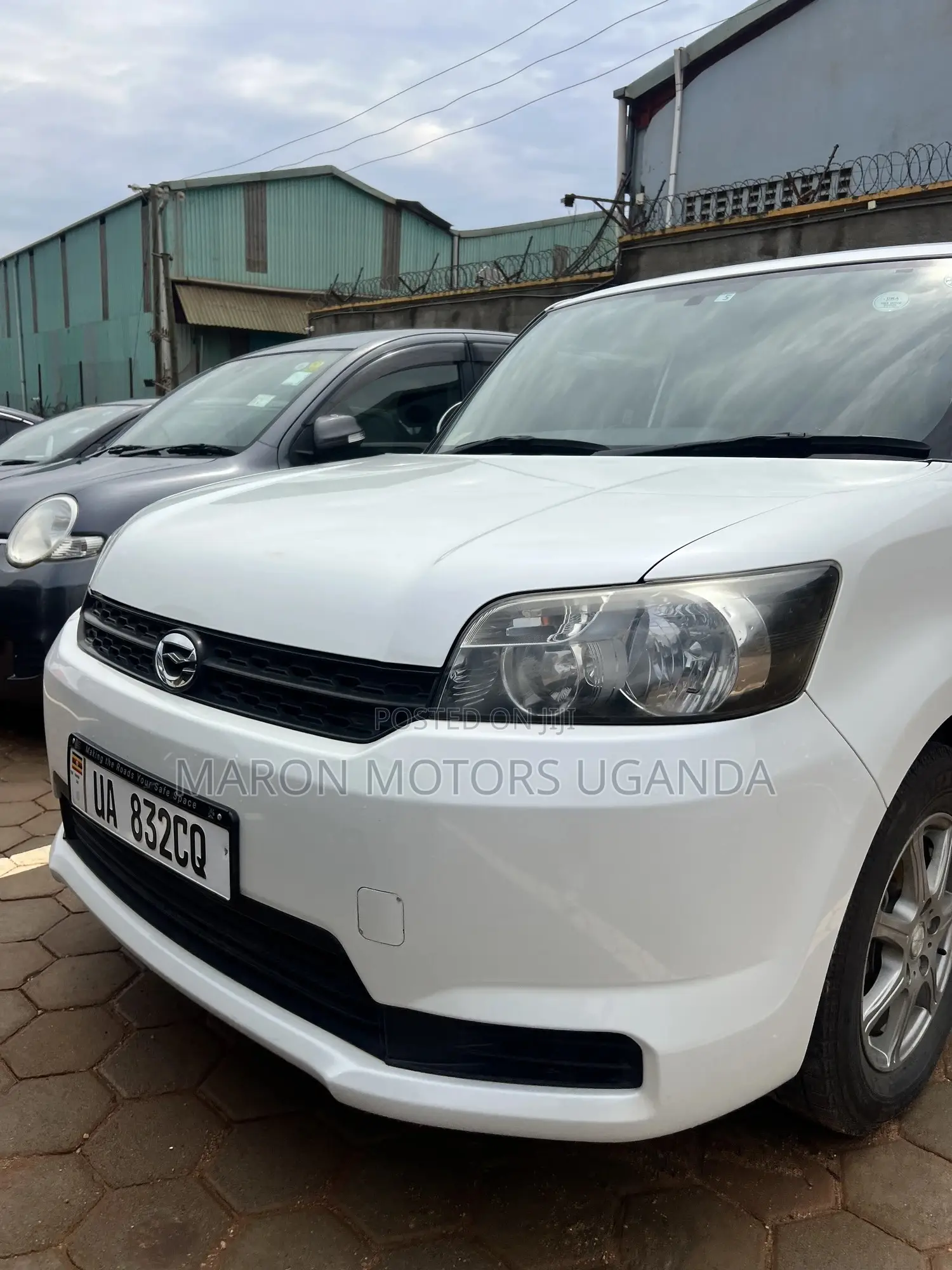 Toyota Corolla Rumion 2010 White