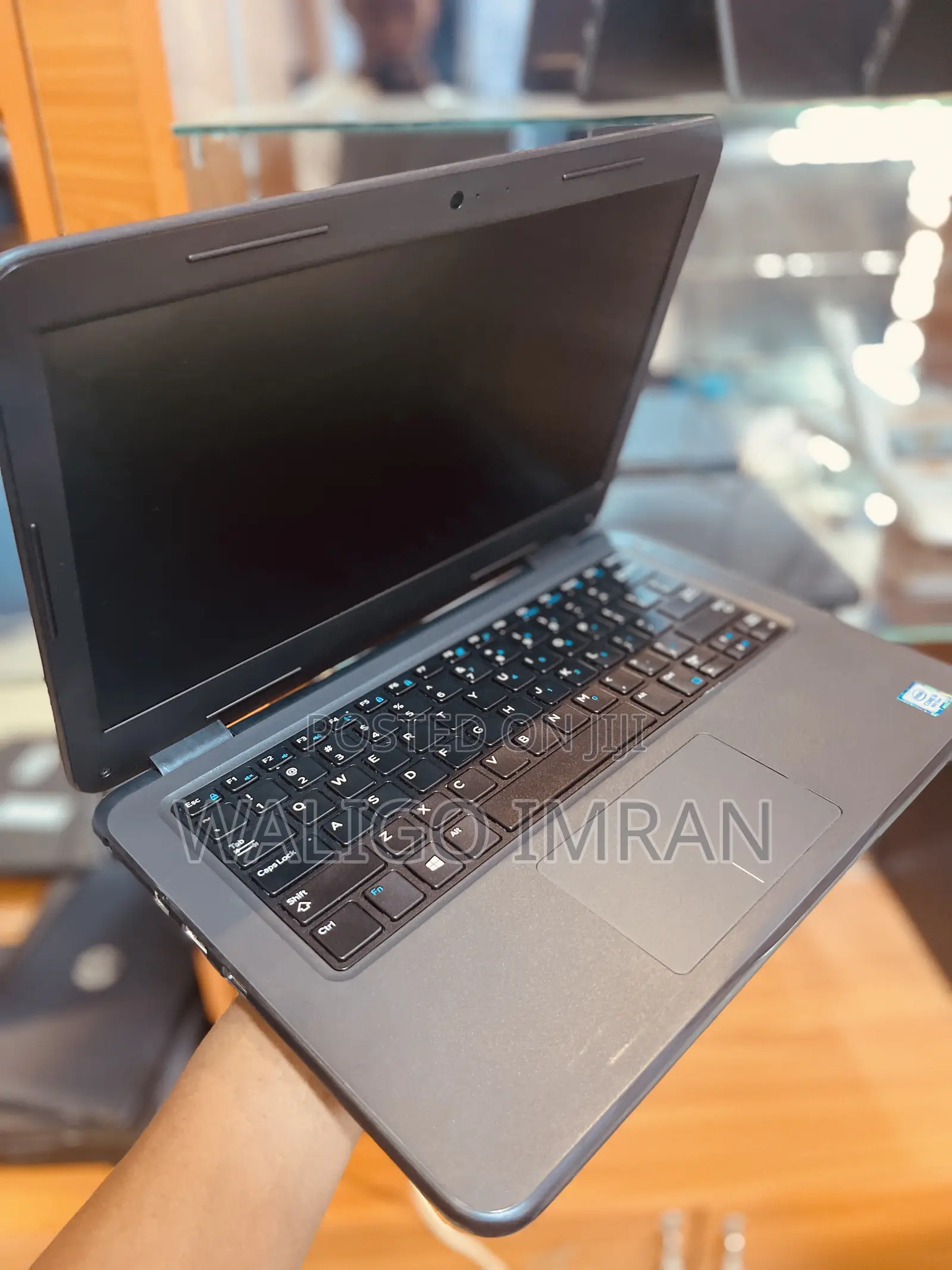 Laptop Dell Latitude 3310 4GB Intel Core I3 SSD 128GB