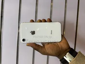 Apple iPhone XR 256 GB White
