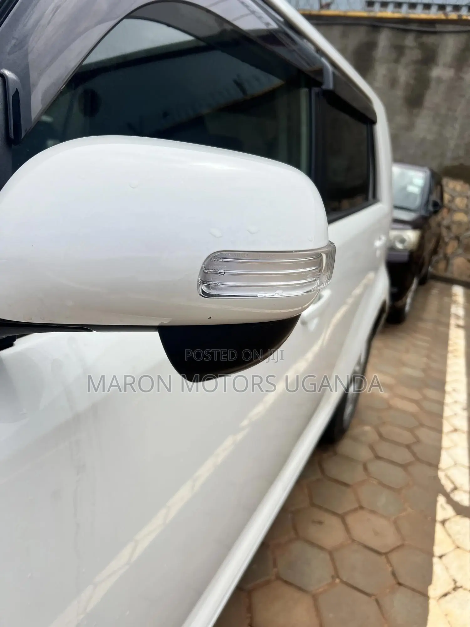 Toyota Corolla Rumion 2010 White