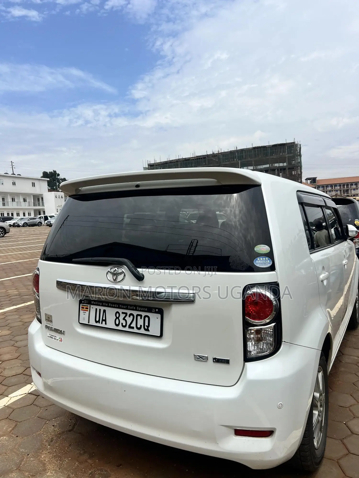 Toyota Corolla Rumion 2010 White