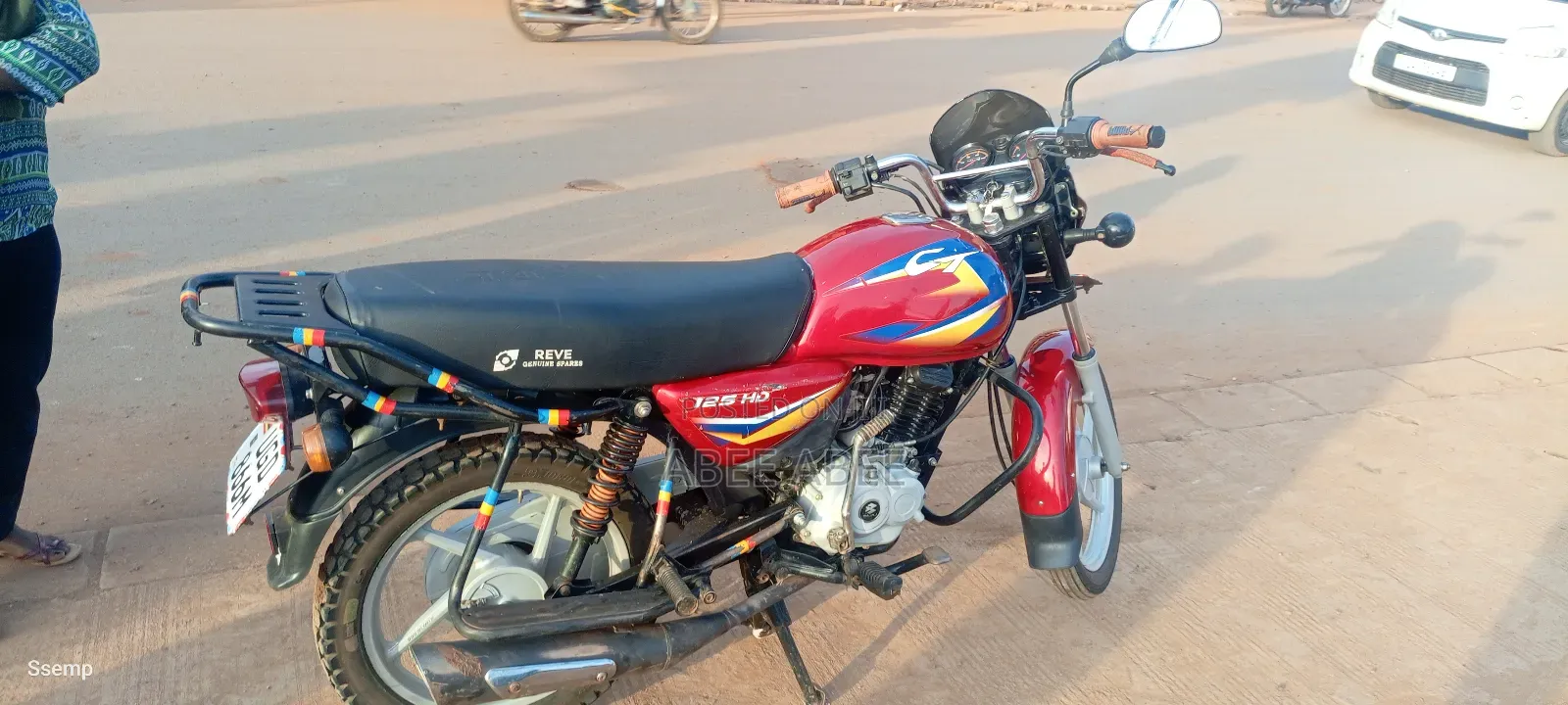 Bajaj Boxer 125 2025 Red