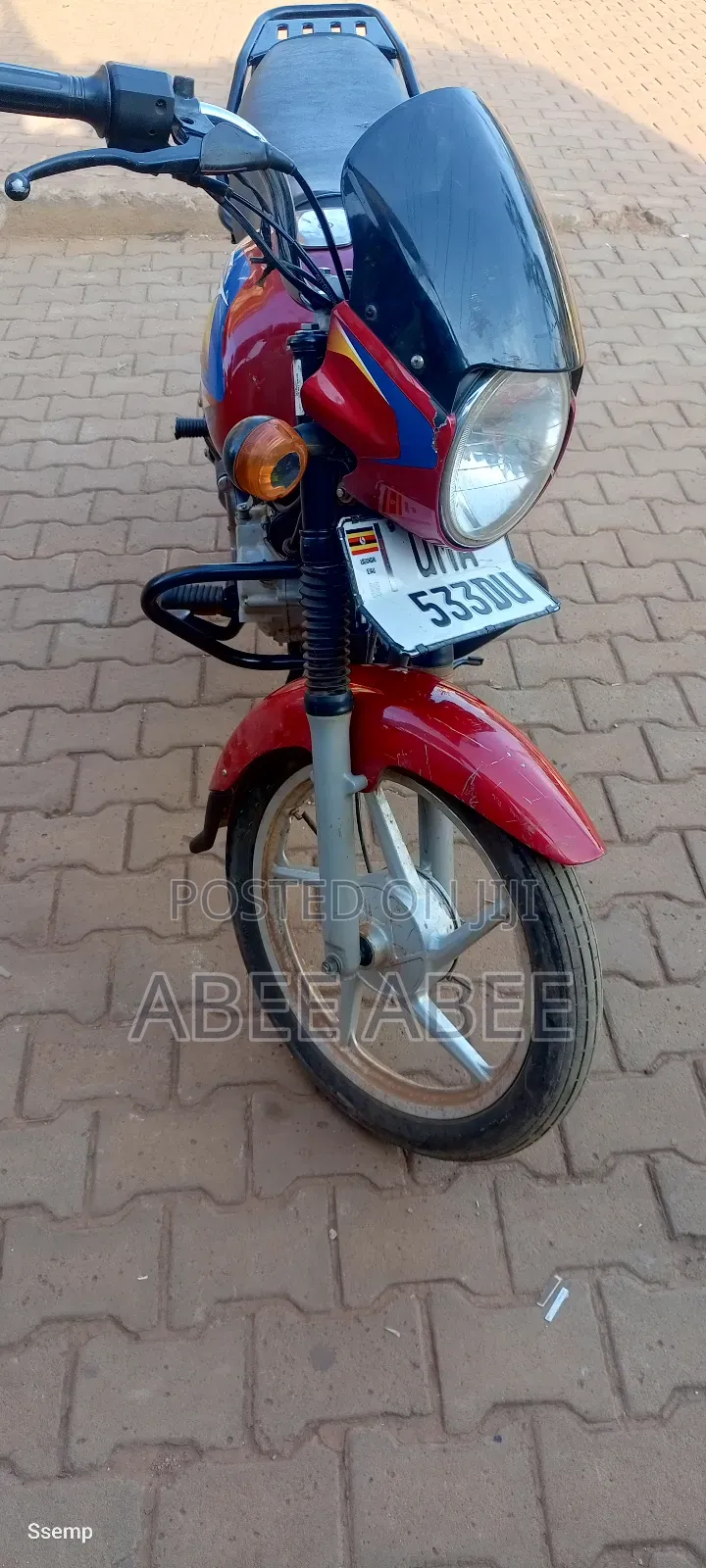 Bajaj Boxer 125 2025 Red