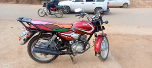 TVS HLX 125 2024 Red